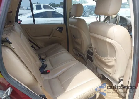 2004 Mercedes-Benz Ml 350 4Matic z USA, uszkodzony, nr VIN 4JGAB57E14A465363